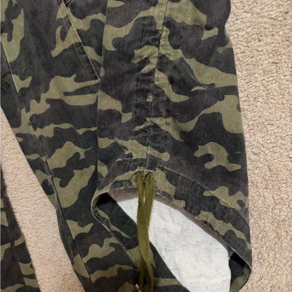 Women's Camouflage Flare Pants - Picture 3 of 4